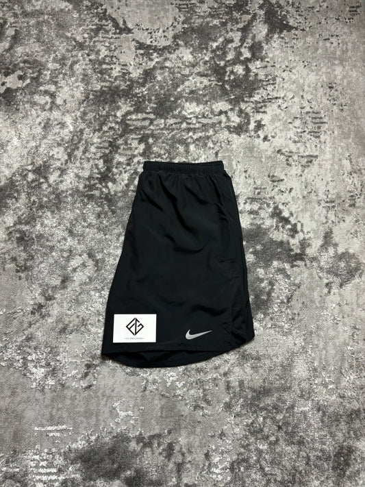 Nike 7" Challenger shorts 'Black'