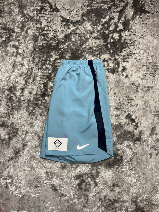 Nike 7" Challenger shorts 'Worn blue'