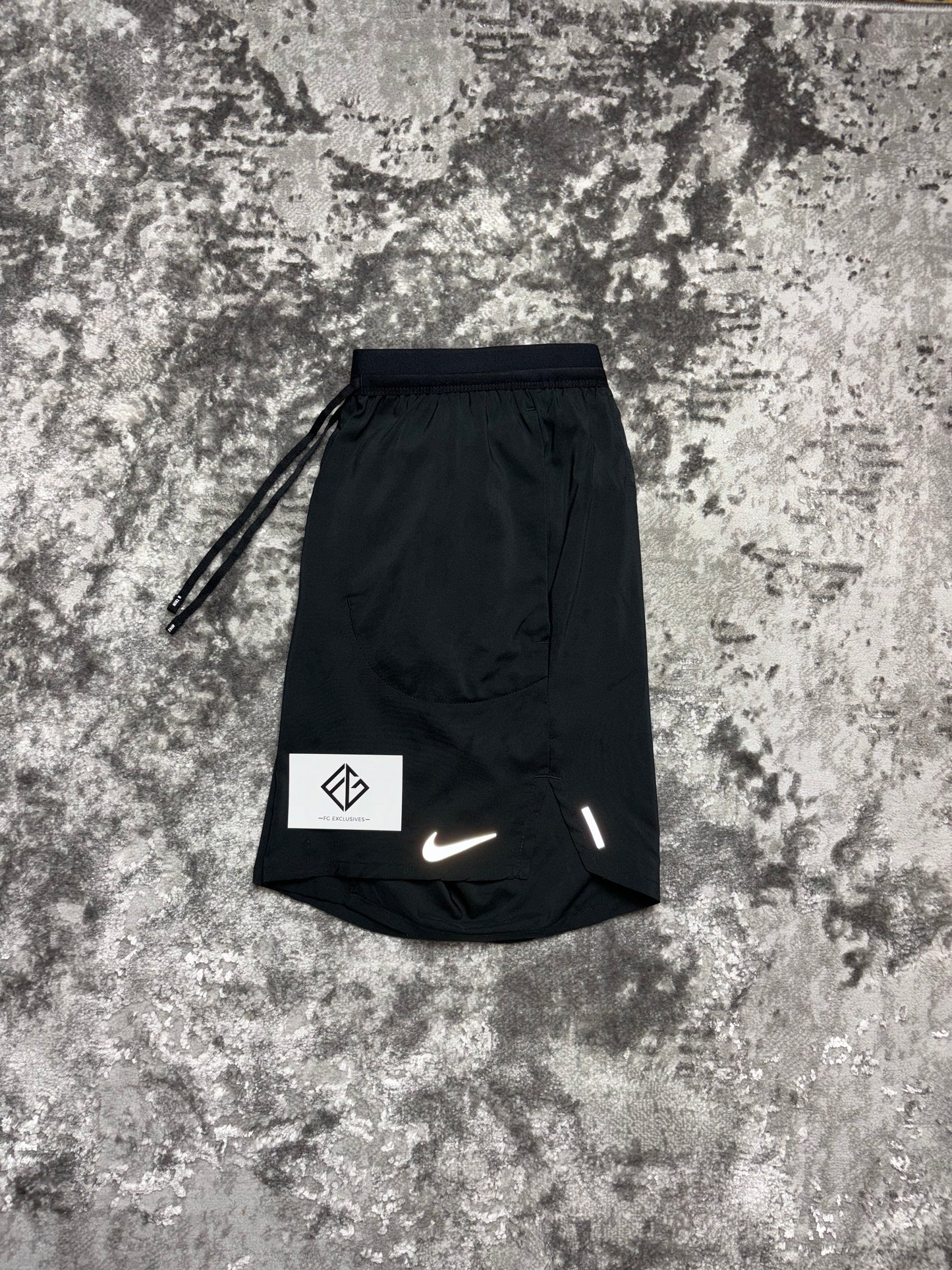 Nike 7" Flex Stride shorts 'Black'